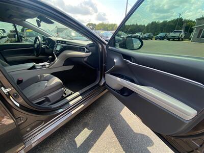 2019 Toyota Camry LE   - Photo 11 - Schoolcraft, MI 49087