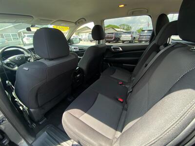 2019 Nissan Pathfinder S   - Photo 26 - Schoolcraft, MI 49087