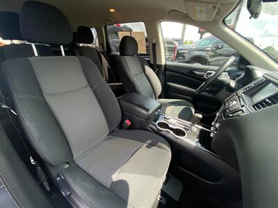 2019 Nissan Pathfinder S   - Photo 13 - Schoolcraft, MI 49087
