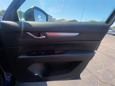 2019 Mazda CX-5 Touring   - Photo 11 - Schoolcraft, MI 49087