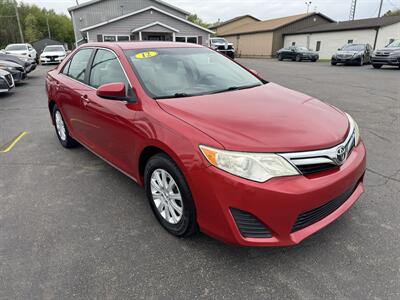 2012 Toyota Camry LE   - Photo 4 - Schoolcraft, MI 49087