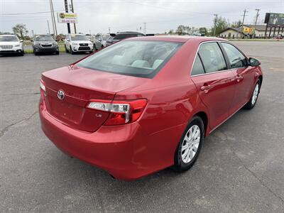 2012 Toyota Camry LE   - Photo 3 - Schoolcraft, MI 49087