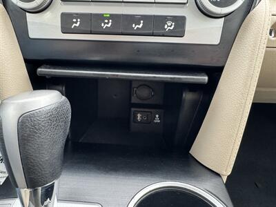 2012 Toyota Camry LE   - Photo 17 - Schoolcraft, MI 49087