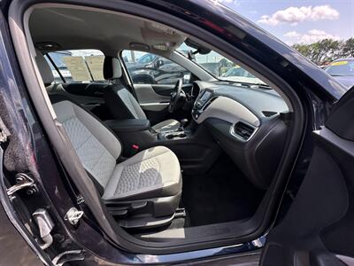 2020 Chevrolet Equinox LS   - Photo 14 - Schoolcraft, MI 49087