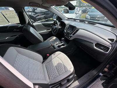 2020 Chevrolet Equinox LS   - Photo 16 - Schoolcraft, MI 49087