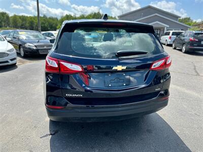 2020 Chevrolet Equinox LS   - Photo 8 - Schoolcraft, MI 49087