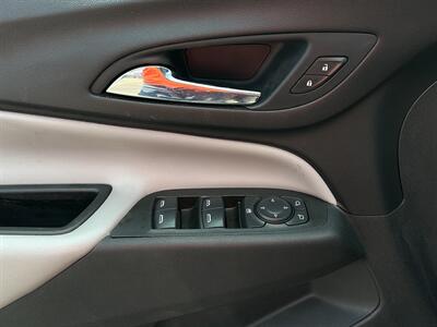 2020 Chevrolet Equinox LS   - Photo 32 - Schoolcraft, MI 49087