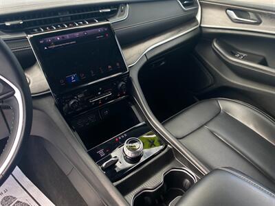 2024 Jeep Grand Cherokee Limited   - Photo 37 - Schoolcraft, MI 49087