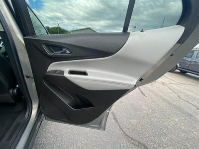 2018 Chevrolet Equinox Premier   - Photo 16 - Schoolcraft, MI 49087