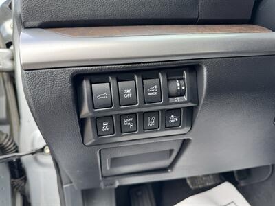 2017 Subaru Outback 2.5i Limited   - Photo 8 - Schoolcraft, MI 49087