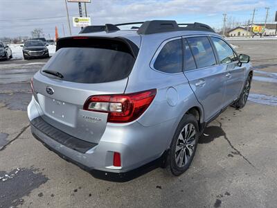 2017 Subaru Outback 2.5i Limited   - Photo 3 - Schoolcraft, MI 49087