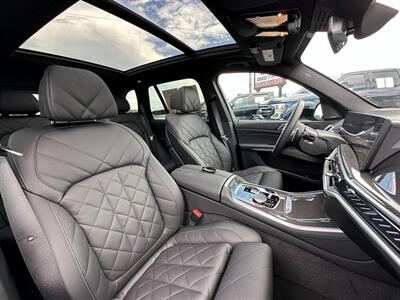 2025 BMW X5 M60i   - Photo 12 - Schoolcraft, MI 49087
