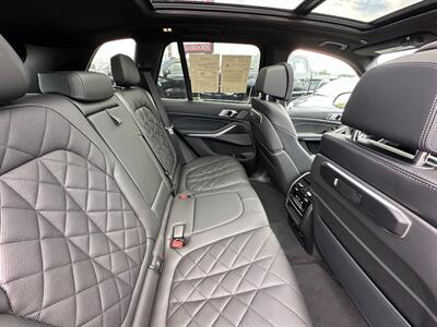 2025 BMW X5 M60i   - Photo 25 - Schoolcraft, MI 49087