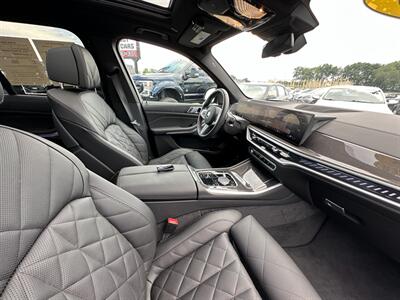 2025 BMW X5 M60i   - Photo 14 - Schoolcraft, MI 49087