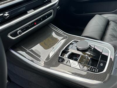 2025 BMW X5 M60i   - Photo 48 - Schoolcraft, MI 49087