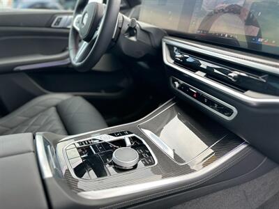 2025 BMW X5 M60i   - Photo 16 - Schoolcraft, MI 49087