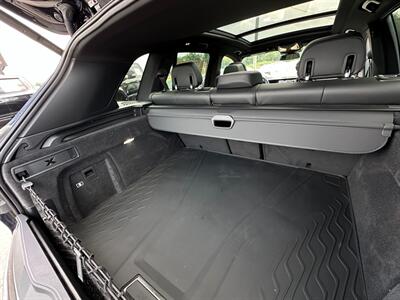2025 BMW X5 M60i   - Photo 29 - Schoolcraft, MI 49087