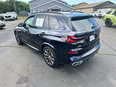 2025 BMW X5 M60i   - Photo 8 - Schoolcraft, MI 49087