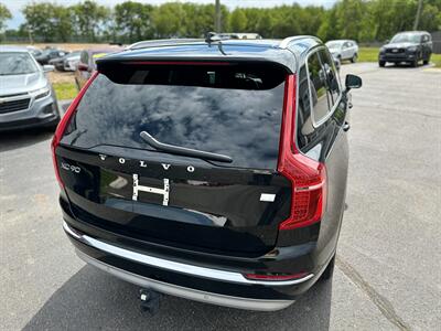 2022 Volvo XC90 Recharge T8 Inscription Expression   - Photo 12 - Schoolcraft, MI 49087