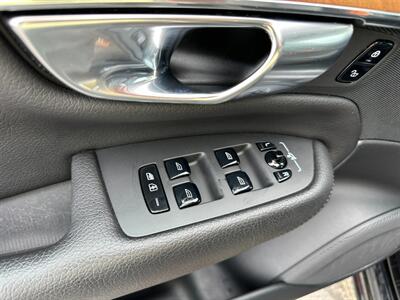 2022 Volvo XC90 Recharge T8 Inscription Expression   - Photo 40 - Schoolcraft, MI 49087