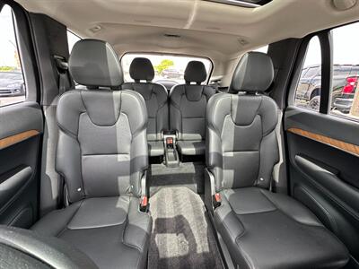 2022 Volvo XC90 Recharge T8 Inscription Expression   - Photo 25 - Schoolcraft, MI 49087