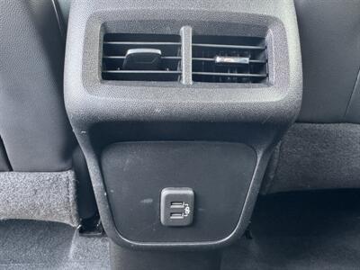 2020 Chevrolet Equinox LT   - Photo 21 - Schoolcraft, MI 49087