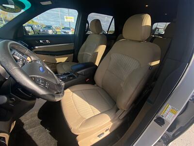 2017 Ford Explorer XL   - Photo 31 - Schoolcraft, MI 49087