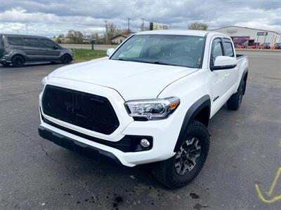 2017 Toyota Tacoma TRD Off-Road   - Photo 4 - Schoolcraft, MI 49087