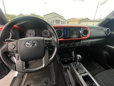 2017 Toyota Tacoma TRD Off-Road   - Photo 25 - Schoolcraft, MI 49087