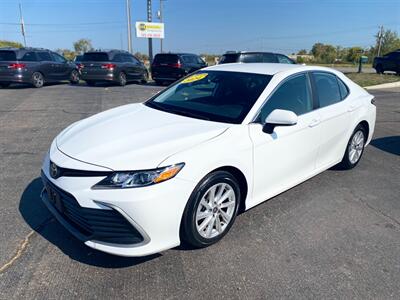 2024 Toyota Camry LE   - Photo 5 - Schoolcraft, MI 49087