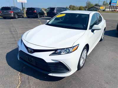 2024 Toyota Camry LE   - Photo 4 - Schoolcraft, MI 49087