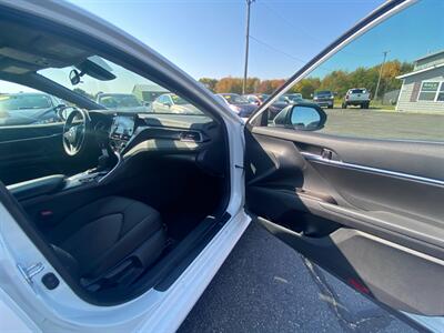 2024 Toyota Camry LE   - Photo 10 - Schoolcraft, MI 49087