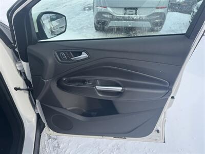 2017 Ford Escape Titanium   - Photo 25 - Schoolcraft, MI 49087