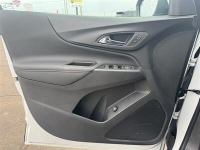 2023 Chevrolet Equinox RS   - Photo 6 - Schoolcraft, MI 49087