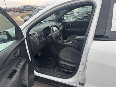 2023 Chevrolet Equinox RS   - Photo 7 - Schoolcraft, MI 49087