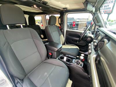 2020 Jeep Wrangler Unlimited Sport   - Photo 13 - Schoolcraft, MI 49087