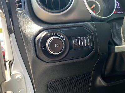 2020 Jeep Wrangler Unlimited Sport   - Photo 32 - Schoolcraft, MI 49087