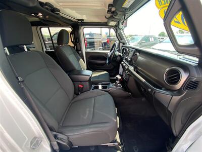 2020 Jeep Wrangler Unlimited Sport   - Photo 12 - Schoolcraft, MI 49087