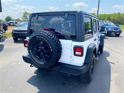 2020 Jeep Wrangler Unlimited Sport   - Photo 8 - Schoolcraft, MI 49087