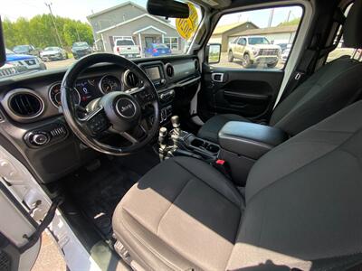 2020 Jeep Wrangler Unlimited Sport   - Photo 29 - Schoolcraft, MI 49087