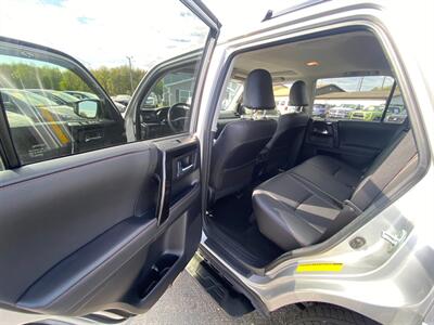 2023 Toyota 4Runner TRD Off-Road Premium   - Photo 11 - Schoolcraft, MI 49087