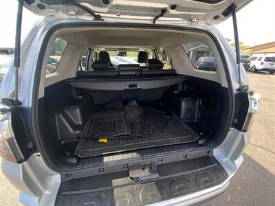 2023 Toyota 4Runner TRD Off-Road Premium   - Photo 25 - Schoolcraft, MI 49087