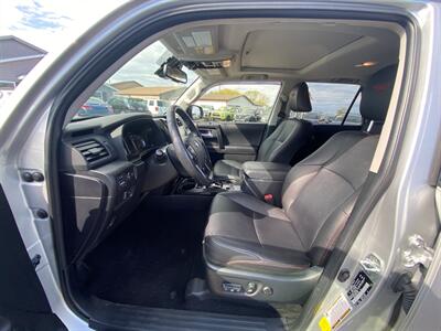 2023 Toyota 4Runner TRD Off-Road Premium   - Photo 8 - Schoolcraft, MI 49087
