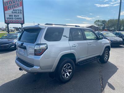 2023 Toyota 4Runner TRD Off-Road Premium   - Photo 5 - Schoolcraft, MI 49087