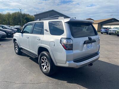 2023 Toyota 4Runner TRD Off-Road Premium   - Photo 4 - Schoolcraft, MI 49087