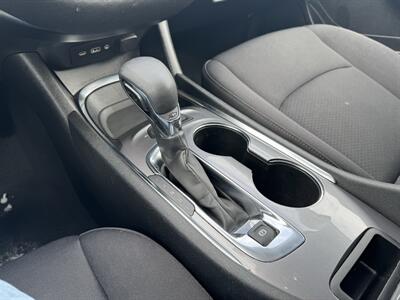 2023 Chevrolet Malibu LT   - Photo 15 - Schoolcraft, MI 49087