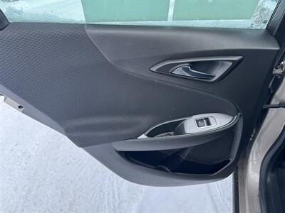2023 Chevrolet Malibu LT   - Photo 19 - Schoolcraft, MI 49087