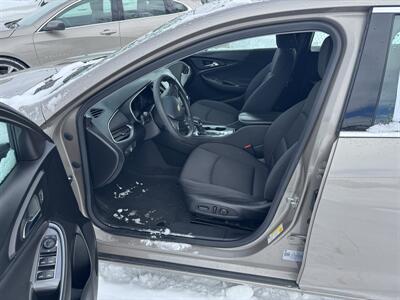 2023 Chevrolet Malibu LT   - Photo 7 - Schoolcraft, MI 49087