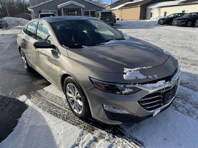 2023 Chevrolet Malibu LT   - Photo 4 - Schoolcraft, MI 49087