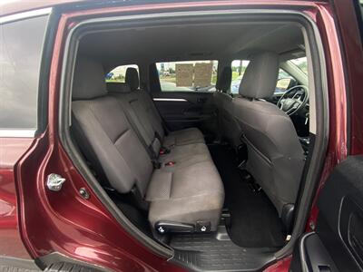 2018 Toyota Highlander LE   - Photo 19 - Schoolcraft, MI 49087